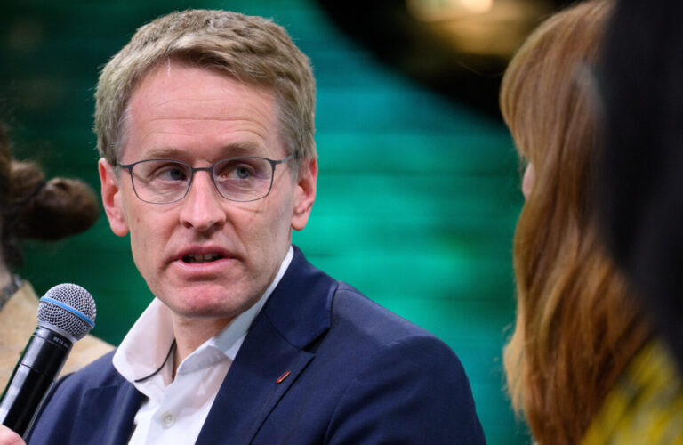 Daniel Günther (CDU), Ministerpräsident von Schleswig-Holstein, spricht bei der Medienkonferenz re:publica 26 über die kommenden Landtagswahlen in Ostdeutschland. Das dreitägige «Festival für die digitale Gesellschaft» steht dieses Jahr unter dem Motto «Never gonna give you up».