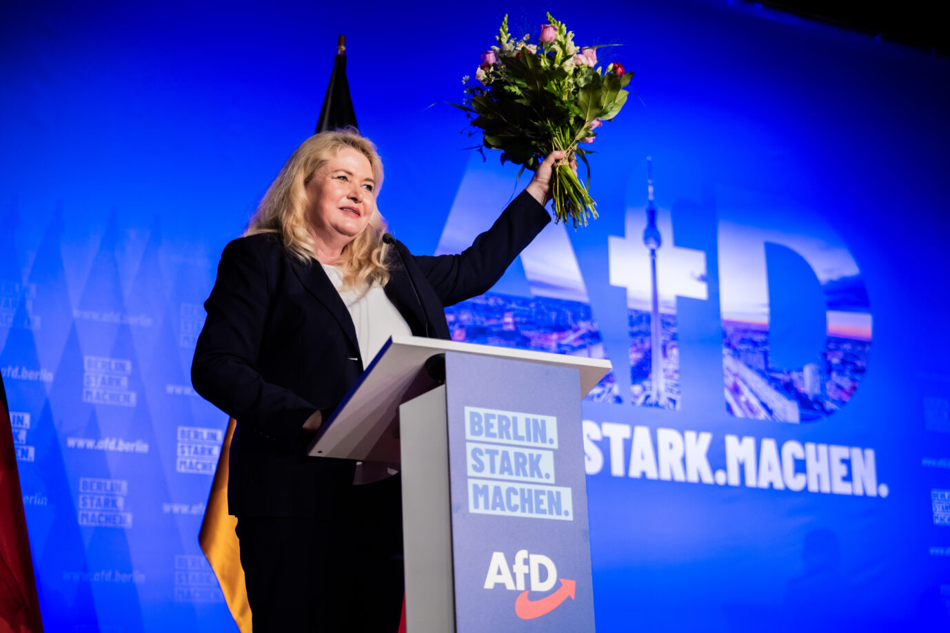 Kristin Brinker, AfD-Spitzenkandidatin für die Wahl zum Berliner Abgeordnetenhaus, gibt große Ziele vor.