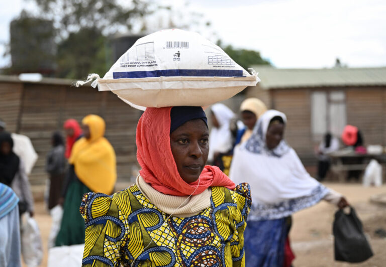 Mit der Produktion von Seife konnten sich Frauen in Simbabwe ihre Haushaltskasse aufbessern. Finanziert von deutschen Steuerzahlern. Foto: picture alliance / Anadolu | Hakan Nural