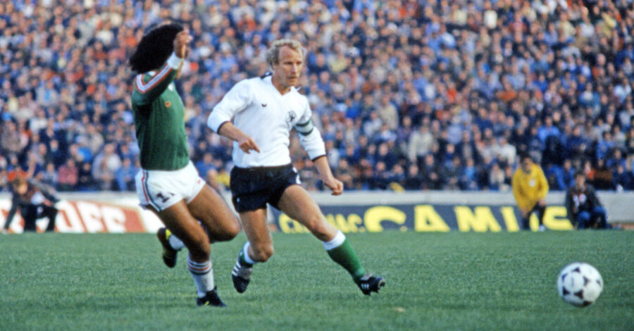 Frühe Anstoßzeit: Berti Voigts beim WM-Spiel 1978 gegen Mexiko (6:0). Das Spiel in Argentinien begann um 20:45 Uhr.