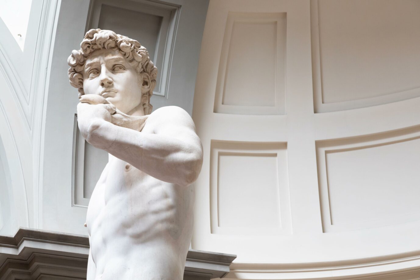 David sculpture by Michelangelo Buonarroti - 1501. The masterpiece of the Renaissance art. Michelangelos David-Statue: Nicht jeder müde Mann hat Testosteronmangel. Foto: picture alliance / Visually | Zoonar/Paolo Gallo
