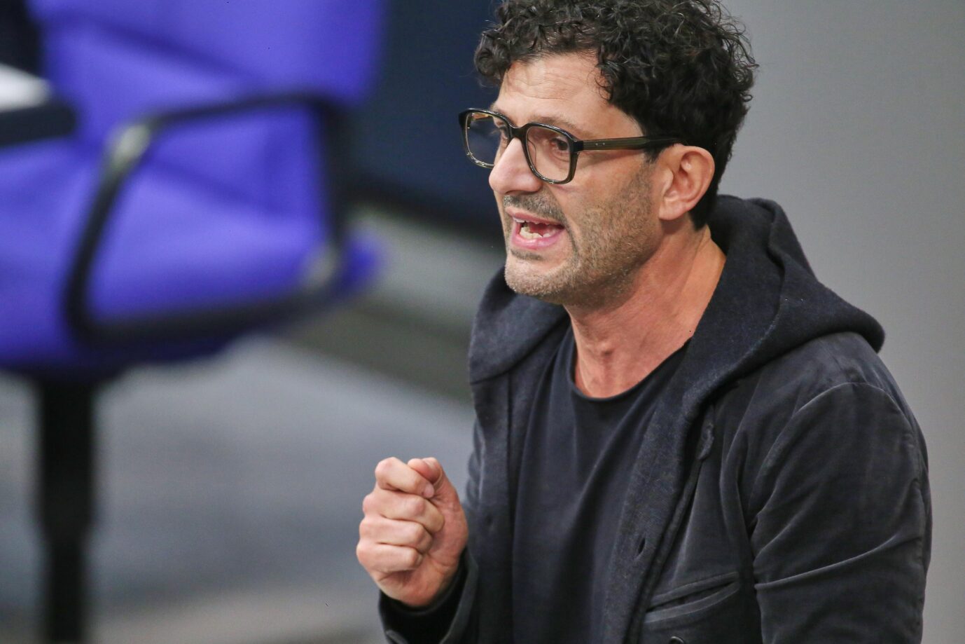 Will sich am Parteitag zum Chef der Linken wählen lassen: Luigi Pantisano. Foto: picture alliance / dts-Agentur | -