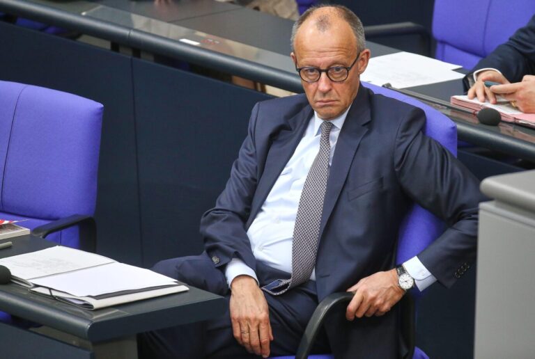 Auf dem Tiefpunkt: CDU-Chef und Bundeskanzler Friedrich Merz laufen die Wähler davon.