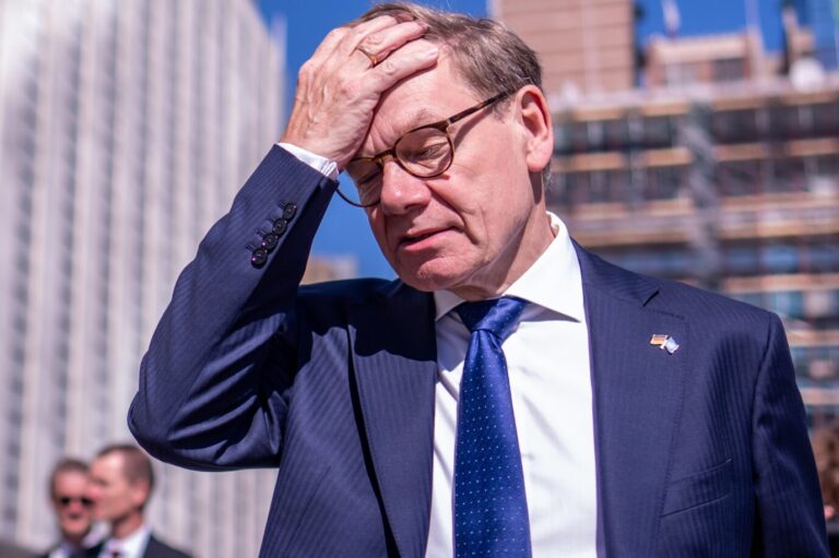 Johann allein in New York: Außenminister Wadephul nach der Abstimmungsniederlage für den UN-Sicherheitsrat.