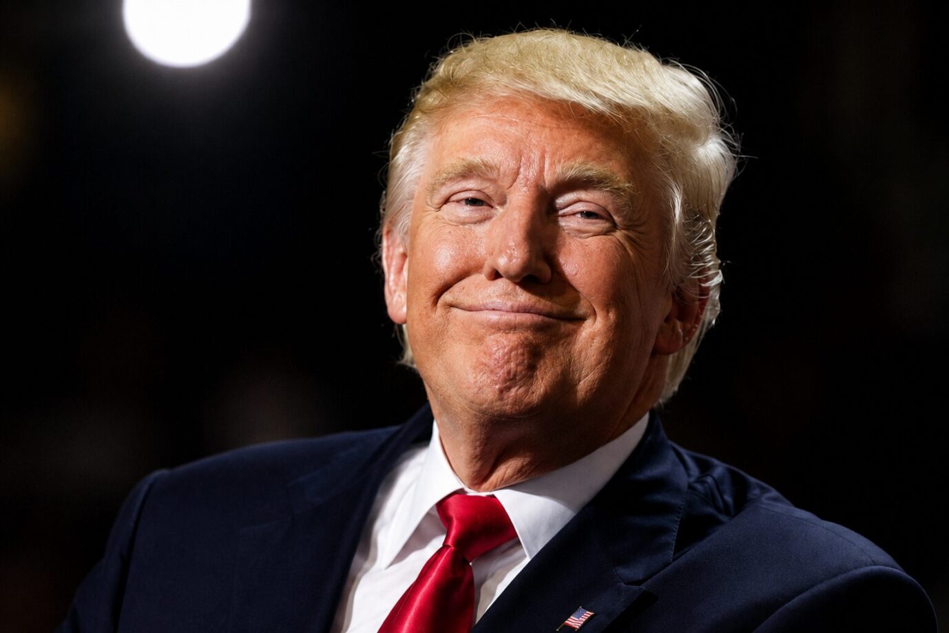 Verkündete den Deal mit dem Iran an seinem 80. Geburtstag: US-Präsident Donald Trump. Foto: picture alliance / zz/Dennis Van Tine/STAR MAX/IPx | zz/Dennis Van Tine/STAR MAX/IPx