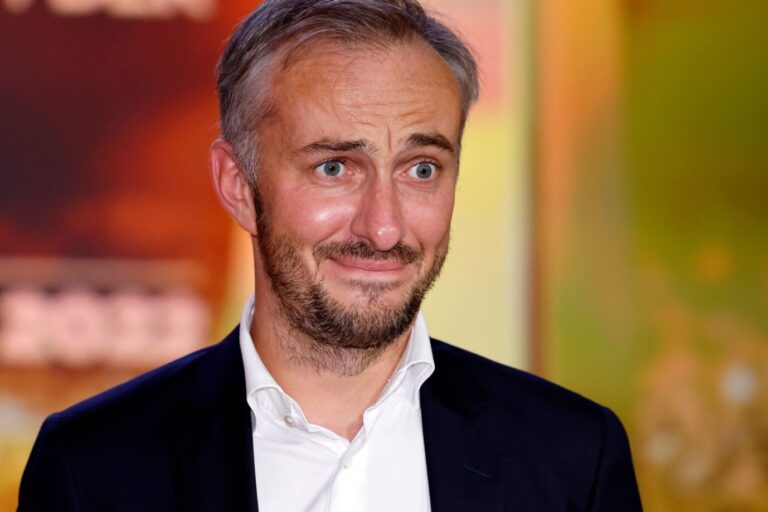 Das Bild zeigt den ZDF-Moderatoren Jan Böhmermann.