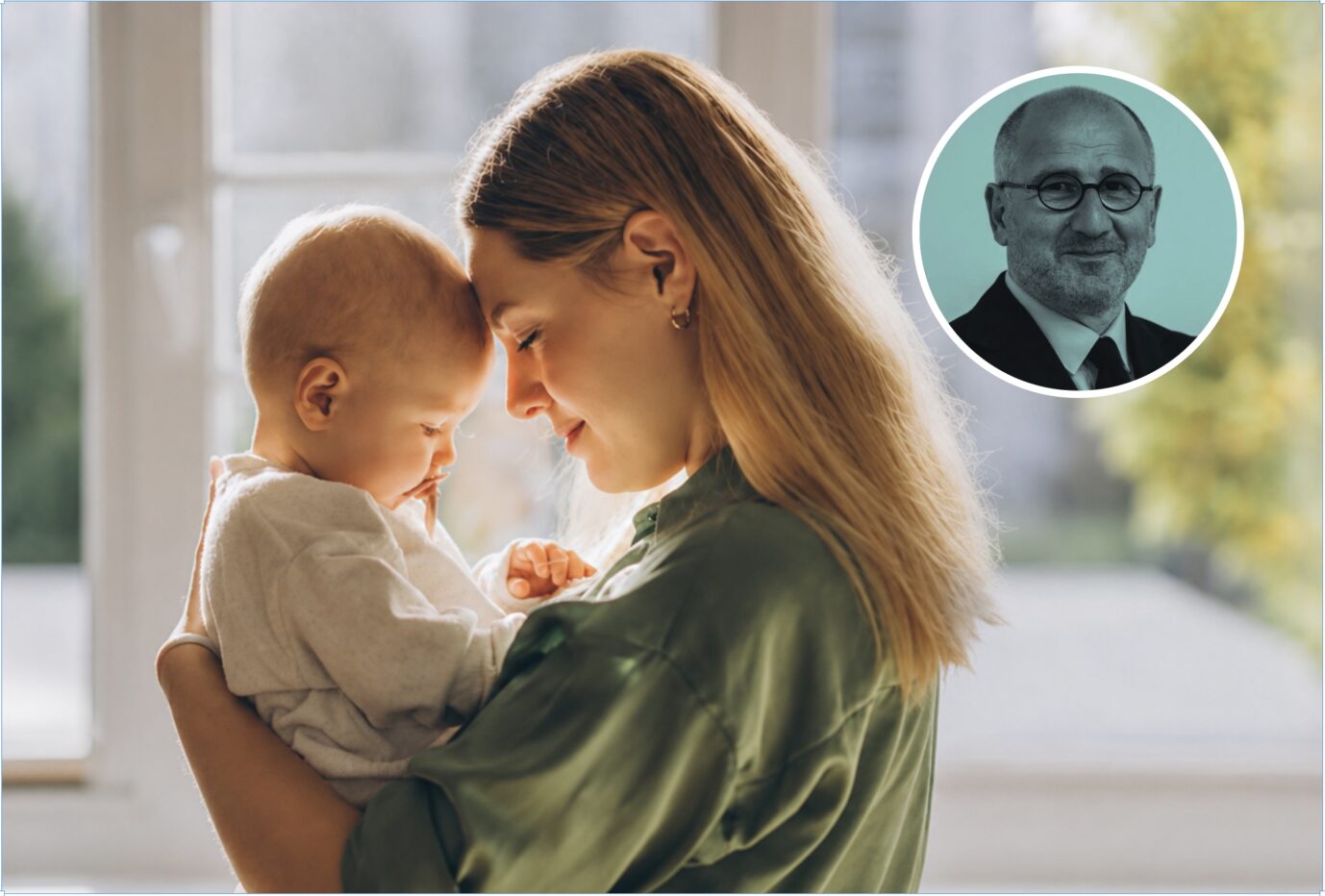 frau mit kleinem Baby auf dem Arm