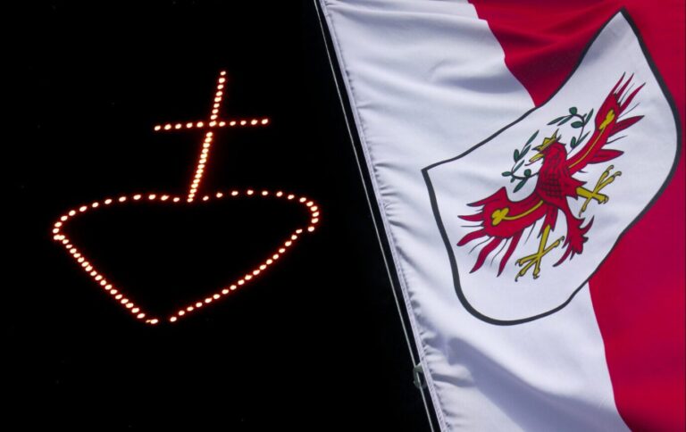 Die Tiroler Deutschrock-Band Vermaechtnis hält das Erbe ihrer Heimat hoch in Ehren (Symbolbild).