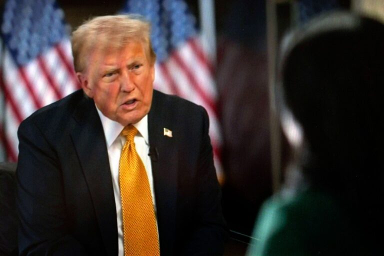 Bei einer Frage nach Beweisen für seine Behauptungen platzt Trump der Kragen. Foto: IMAGO / ZUMA Press Wire