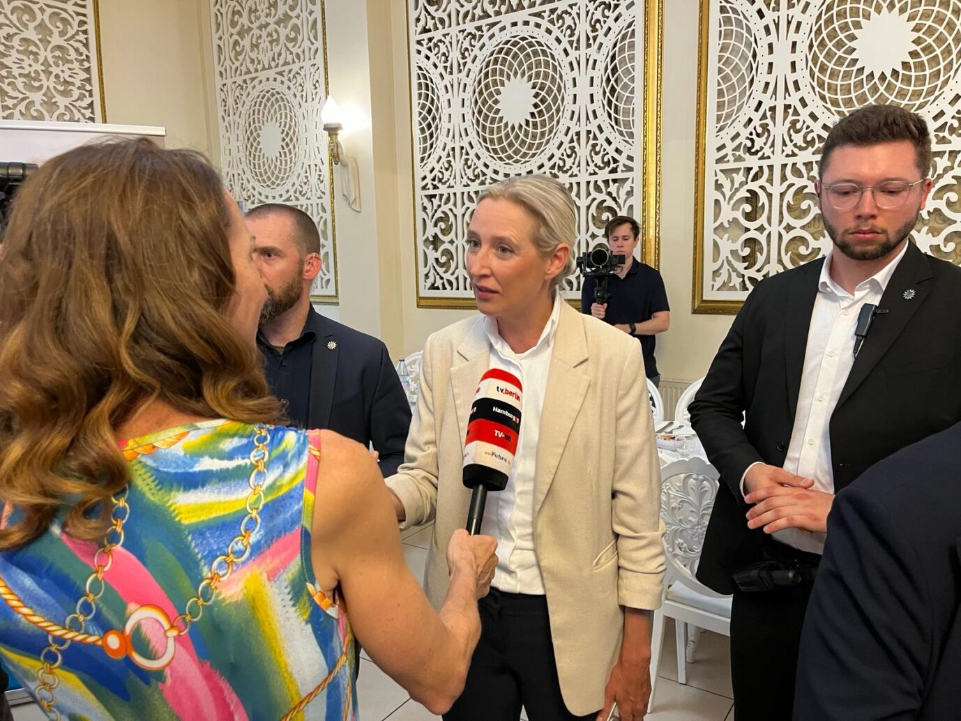 AfD-Chefin Alice Weidel beim Wahlkampfauftakt: Im Neuköllner Hochzeitssaal fordert sie Neuwahlen des Bundestages. Foto: JF