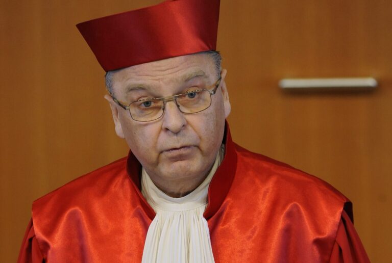 Hans-Jürgen Papier 2009 als Präsident des Bundesverfassungsgerichts.