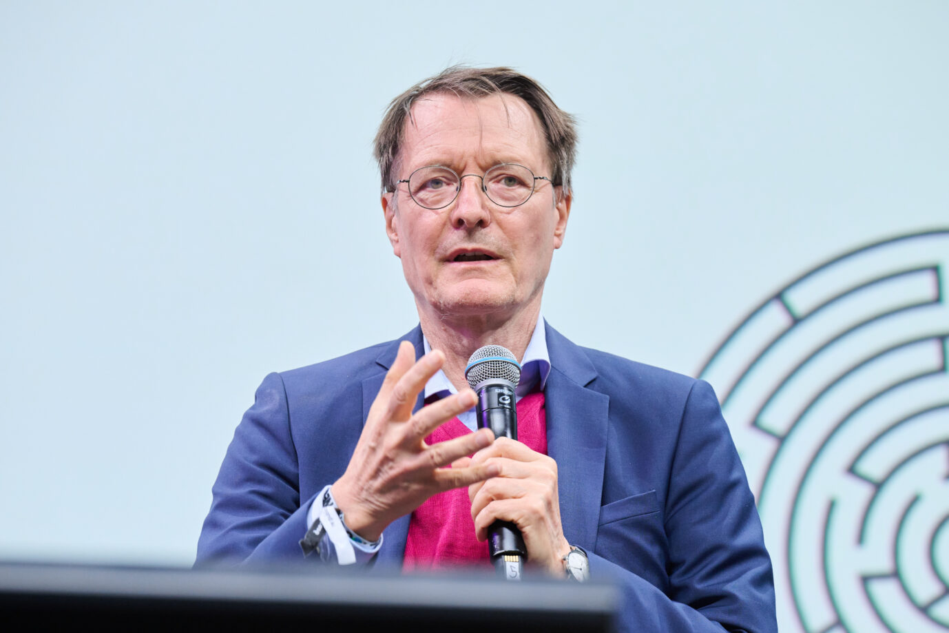 Ex-Bundesgesundheitsminister Karl Lauterbach (SPD): „Wenn die Bildung nicht besser wird, geht der Abstieg weiter.“ (Themenbild)