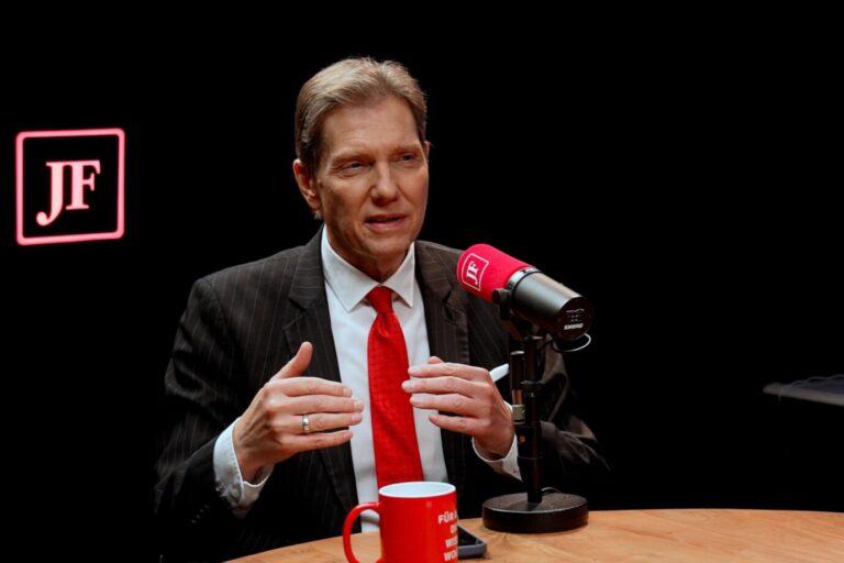 Andreas Dorfmann im JF-Studio: „Wir brauchen wieder Journalisten, die mutig sind.“ (Themenbild)