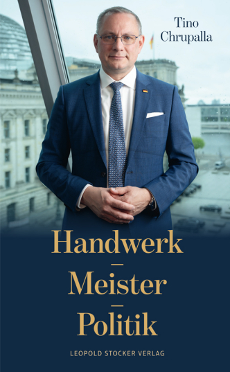 Das Bild zeigt die Biographie von Tino Chrupalla. 