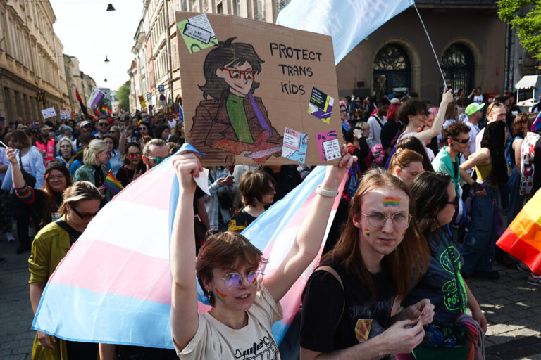 Die Trans-Lobby bestärkt Kinder und Jugendliche zum Geschlechtswandel auch durch Demonstrationen (Archivbild).