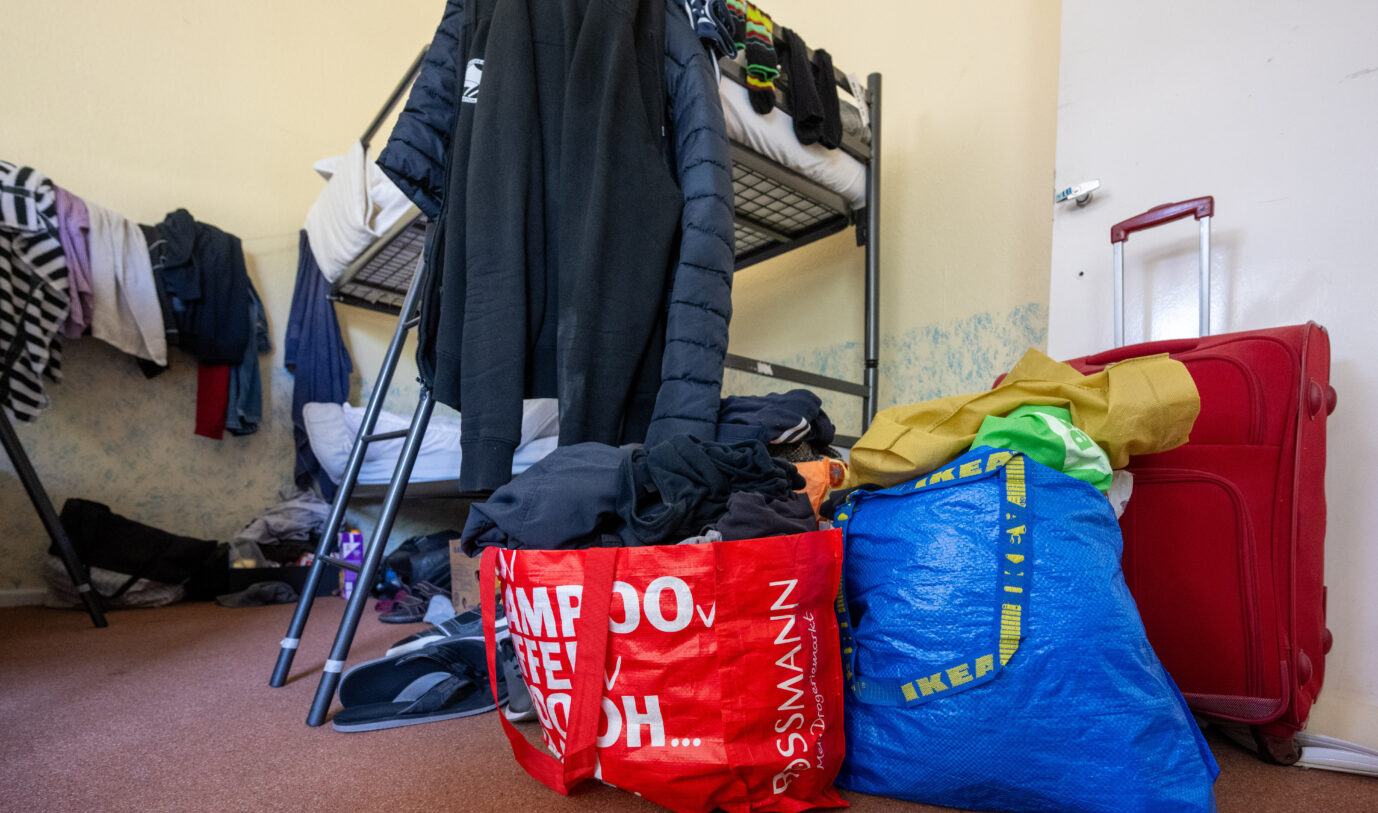 Nach ihrem Urlaub wollten die Rumänen wieder in die "eigenen vier Wände" der Berliner Notunterkunft. Doch der Platz war weg. Symbolfoto: picture alliance/dpa | Monika Skolimowska