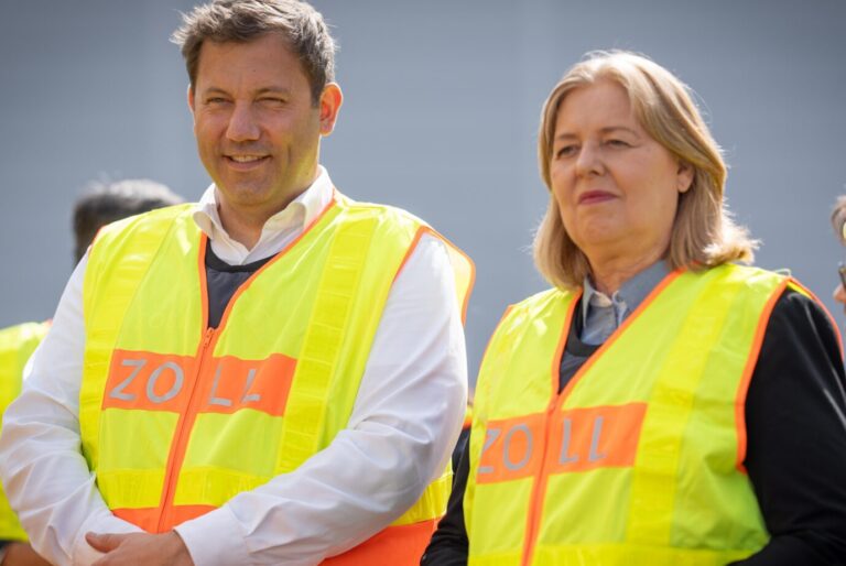 Gelbwesten in Not: Die SPD-Vorsitzendenden Lars Klingbeil und Bärbel Bas.