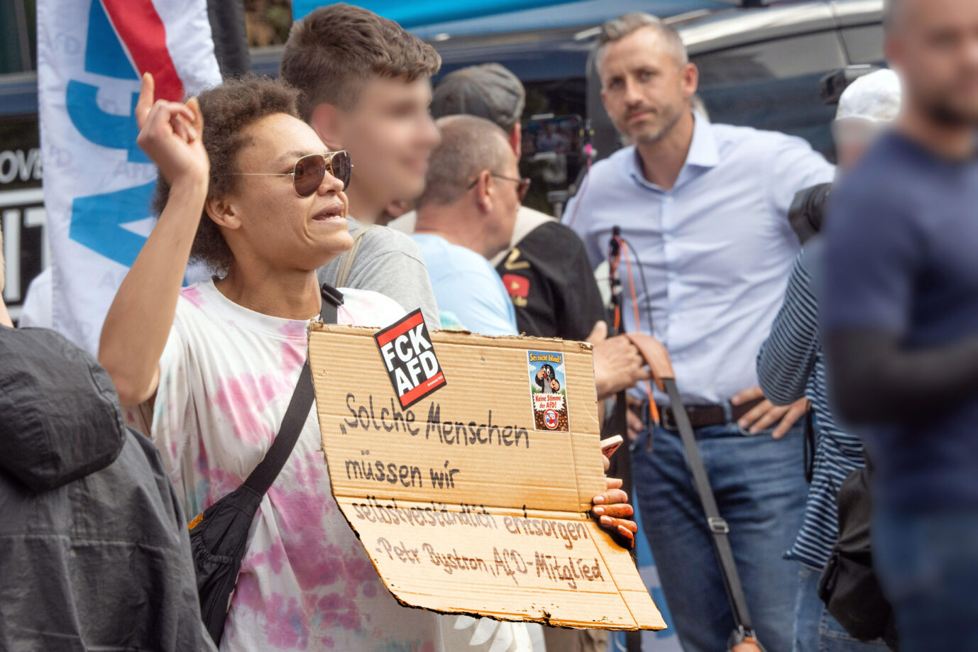 Gegendemo war gestern. Jetzt geht es den NGOs um direkte Wahlbeeinflussung gegen die AfD und ihren Spitzenkandidaten in Sachsen-Anhalt, Ulrich Siegmund.