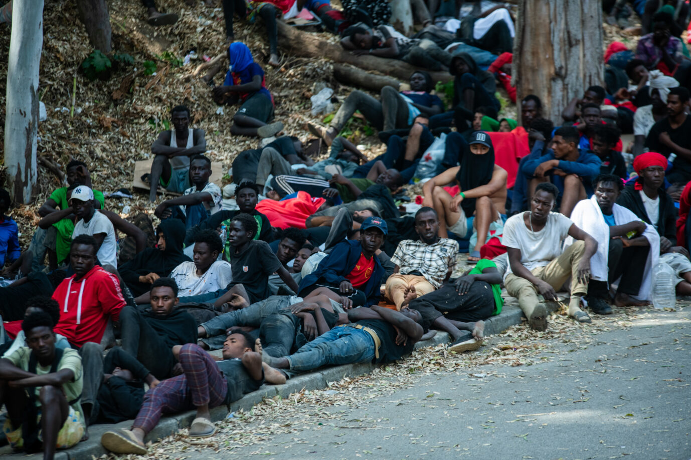 Szene aus Ceuta nach der angeblichen Rückkehr aller Migranten.