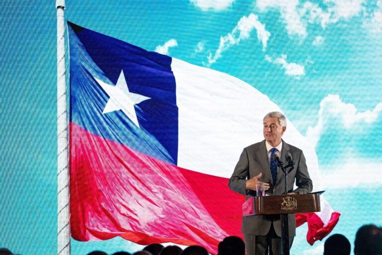 Chiles Präsident José Antonio Kast: In seiner ersten Amtswoche kam Kast in Umfragen auf 57 Prozent Zustimmung. Foto: picture alliance / ZUMAPRESS.com | Sebastian Olavarria