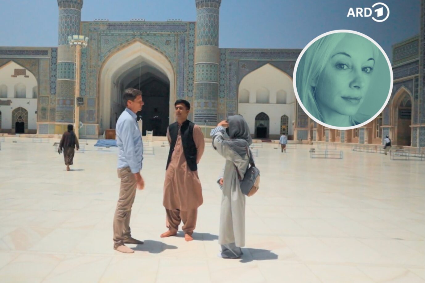 Das Bild zeigt einen Ausschnitt aus einer ARD-Dokumentation über Urlaub in Afghanistan.