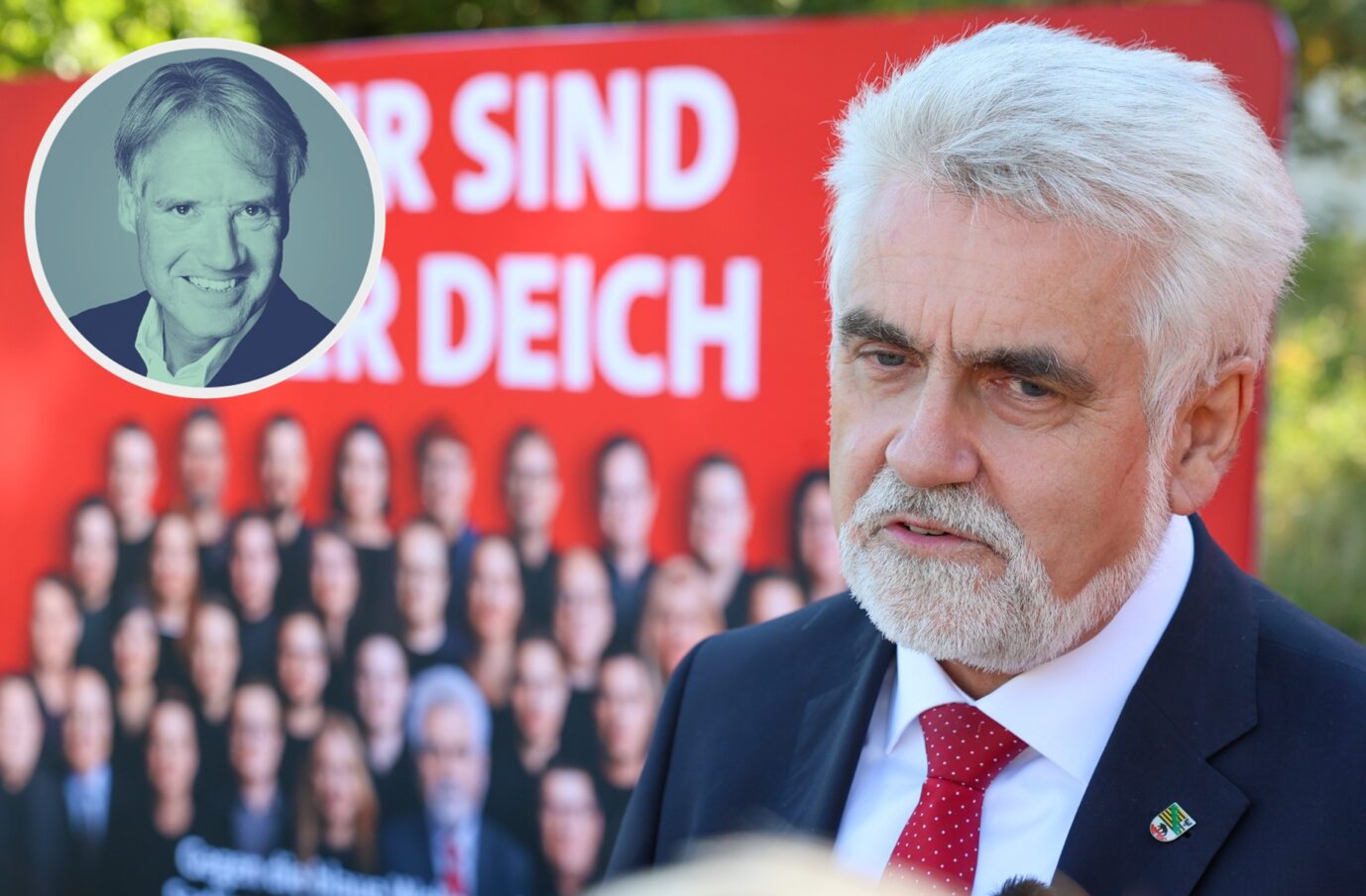 Achtung, Naziparole! Sachsen-Anhalts SPD-Spitzenkandidat Armin Willingmann vor dem „Wir sind der Deich“-Plakat.