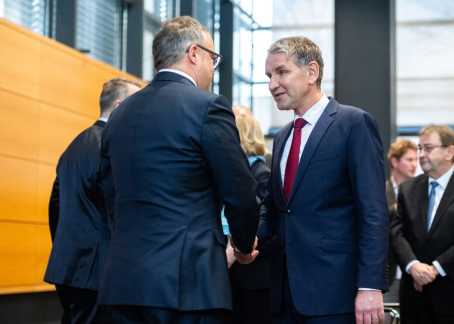 Mario Voigt (l) und Björn Höcke: Wen die AfD gegen den CDU-Mann ins rennen schickt, ist noch unklar. Foto: IMAGO / Funke Foto Services